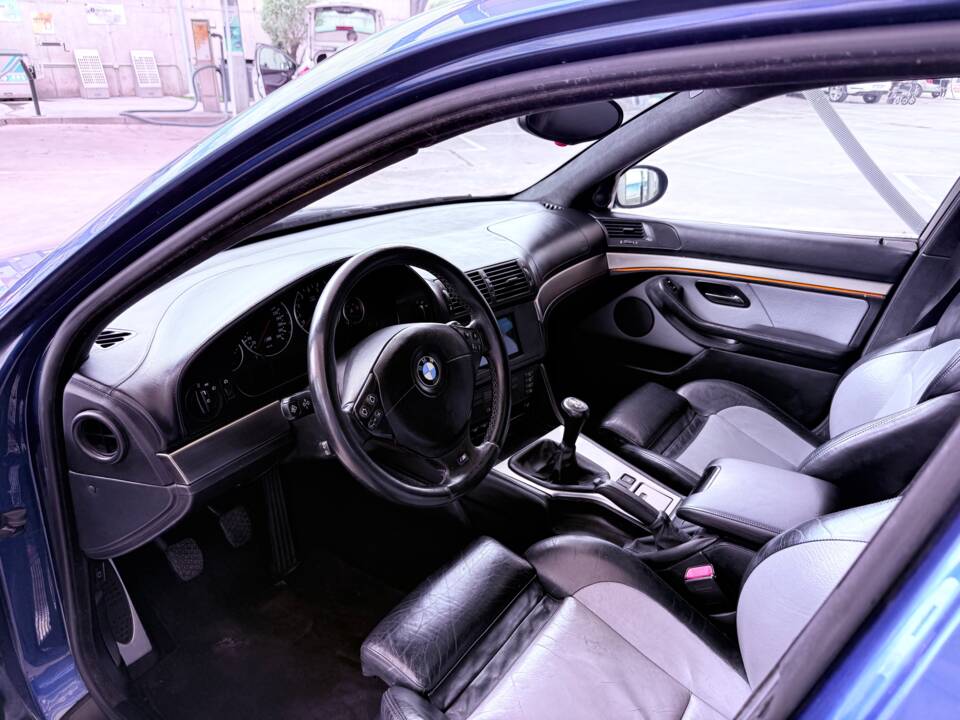 Immagine 15/15 di BMW M5 (2000)