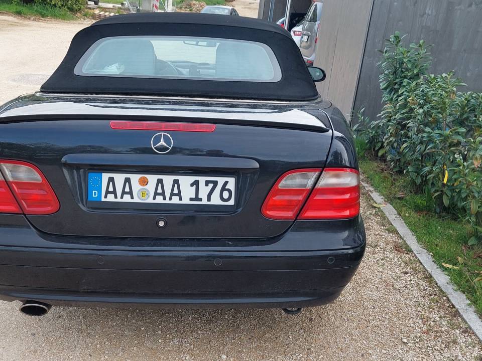 Bild 5/14 von Mercedes-Benz CLK 230 Kompressor (2000)