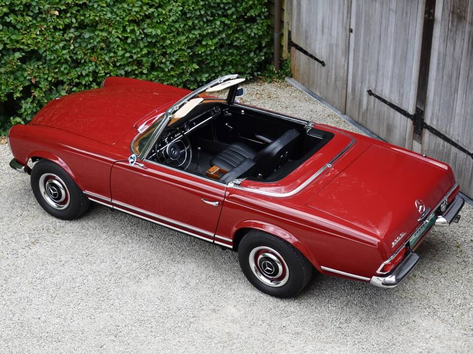Image 13/45 of Mercedes-Benz 230 SL (1964)