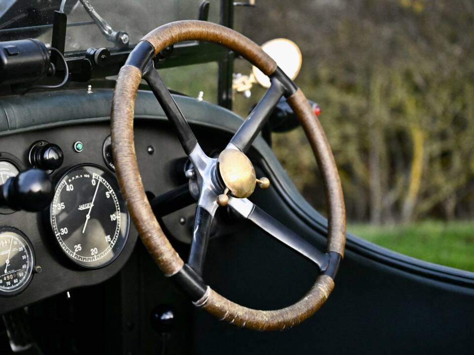 Image 46/50 de Bentley 4 1/2 Litre (1928)