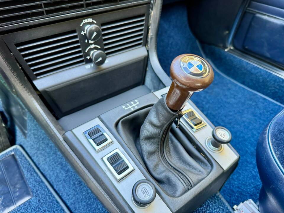 Imagen 15/28 de BMW 3.0 CSi (1975)