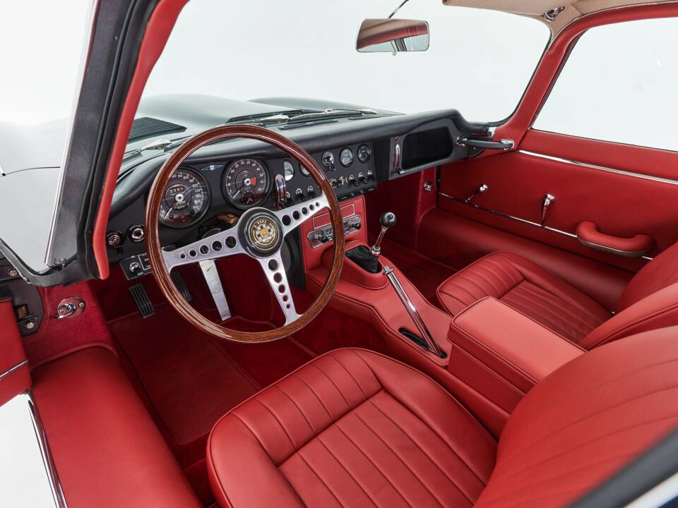 Bild 59/99 von Jaguar E-Type 4.2 (1966)