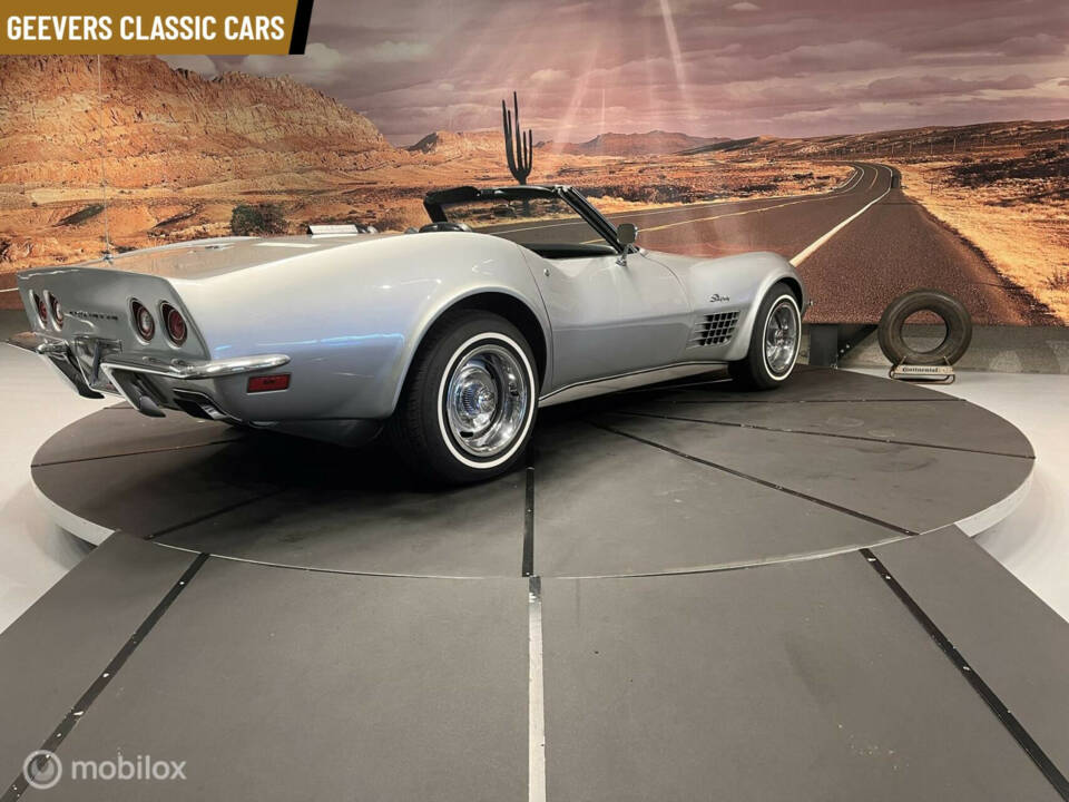 Image 14/50 of Chevrolet Corvette Stingray (1970)