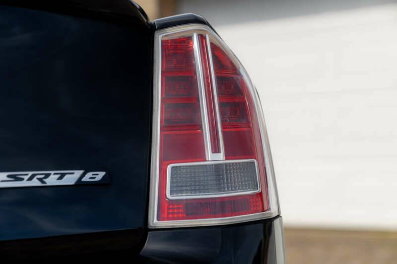 Imagen 23/50 de Chrysler 300 SRT8 (2013)