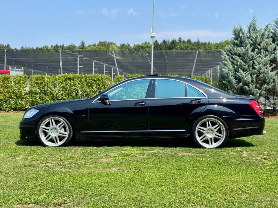 Bild 10/79 von Mercedes-Benz S 500 BlueEFFICIENCY (2011)