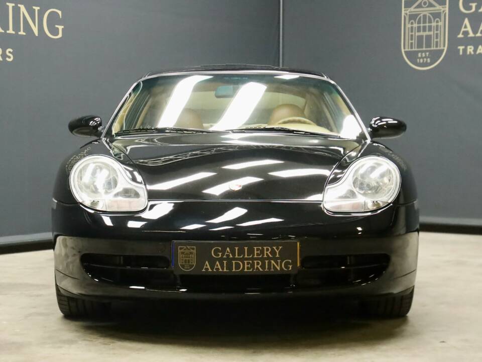 Image 34/50 de Porsche 911 Carrera (1999)
