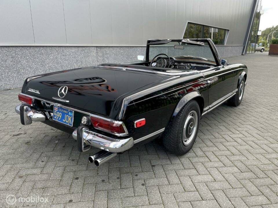 Image 6/10 of Mercedes-Benz 280 SL (1968)