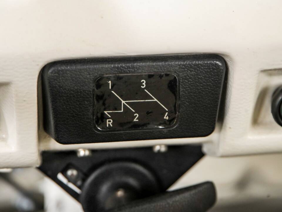 Bild 28/50 von Volkswagen T2b Pickup Double Cabin (1977)
