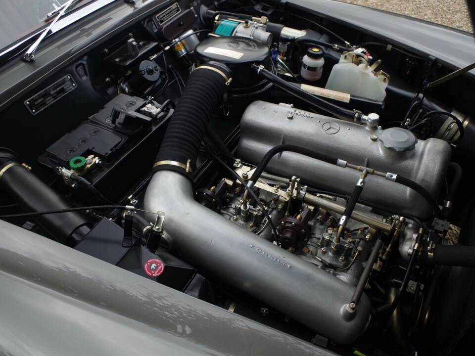 Image 4/50 of Mercedes-Benz 190 SL (1959)