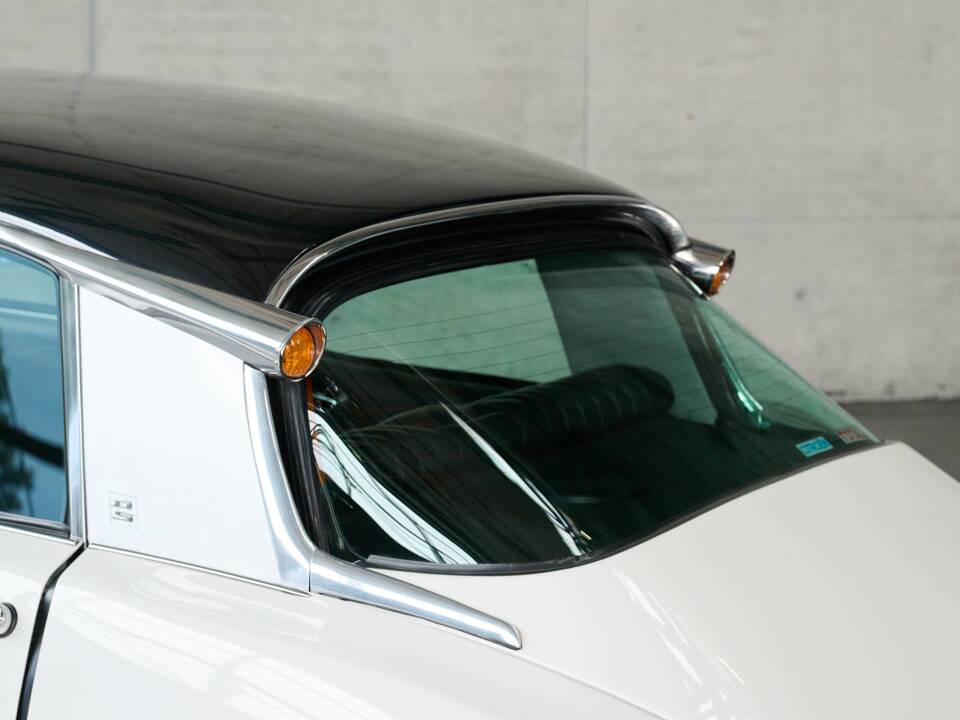 Bild 26/50 von Citroën DS 21 Pallas (1966)