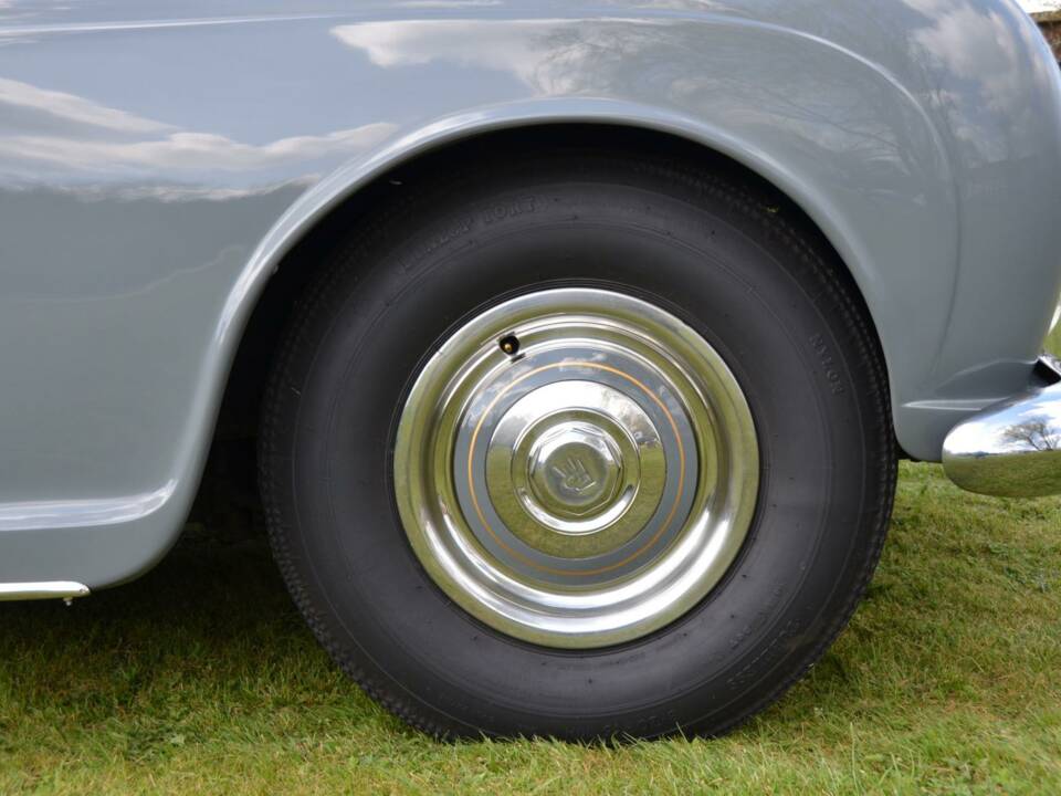 Image 47/50 of Rolls-Royce Silver Cloud II (1961)