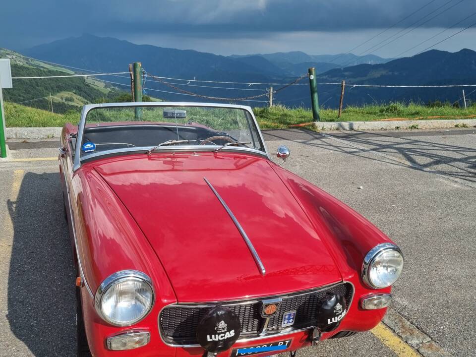 Immagine 6/13 di MG Midget (1966)