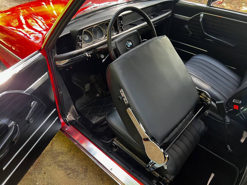 Image 98/142 of BMW 1600 Convertible (1970)