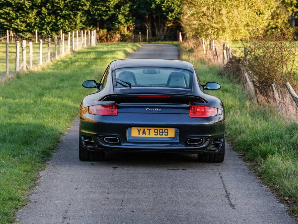 Bild 14/37 von Porsche 911 Turbo (2007)