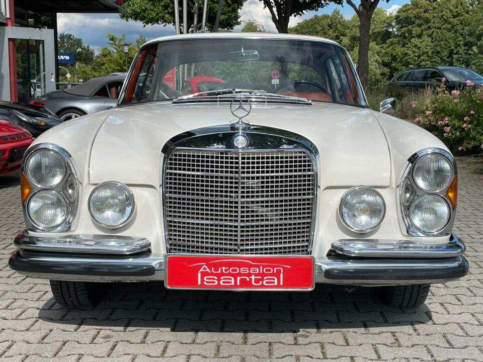 Imagen 4/20 de Mercedes-Benz 220 SE b (1965)