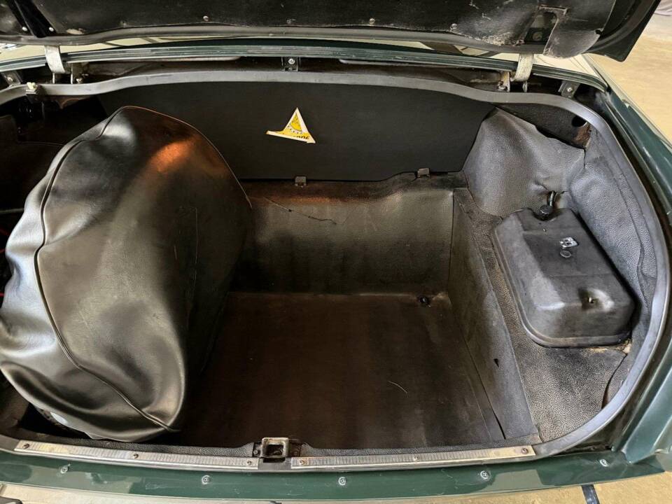 Image 25/26 of Rover 3500 (1970)