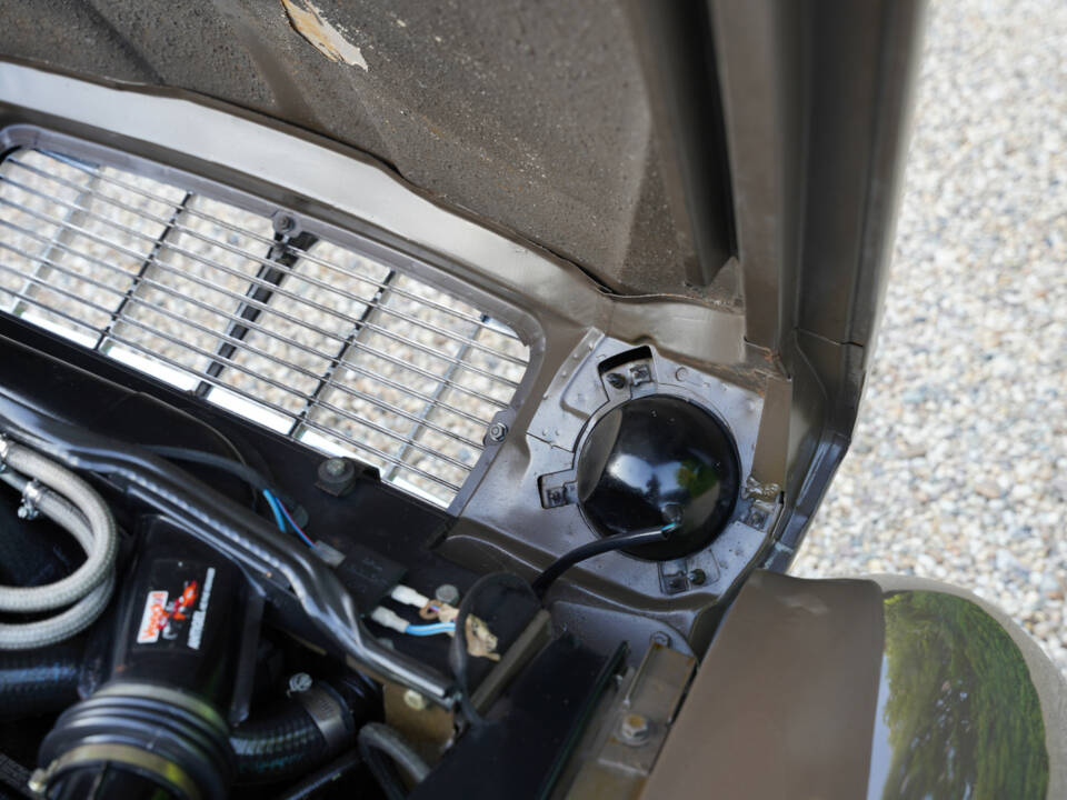 Bild 38/50 von Jaguar XJ 6 L 4.2 (1975)