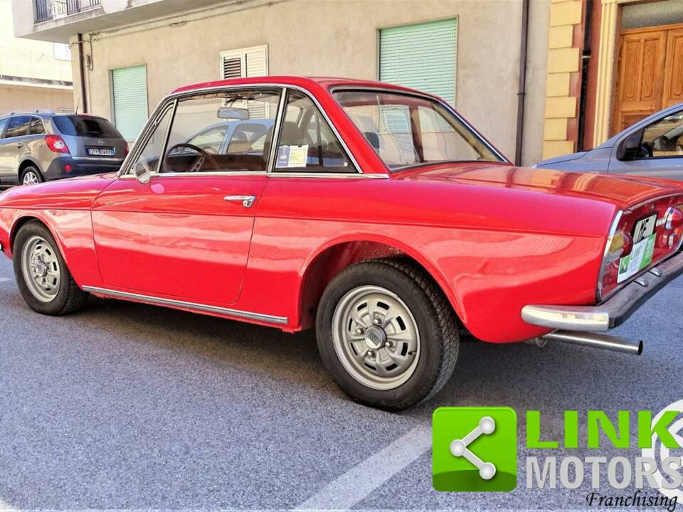 Image 3/10 de Lancia Fulvia 1.3 S (1972)