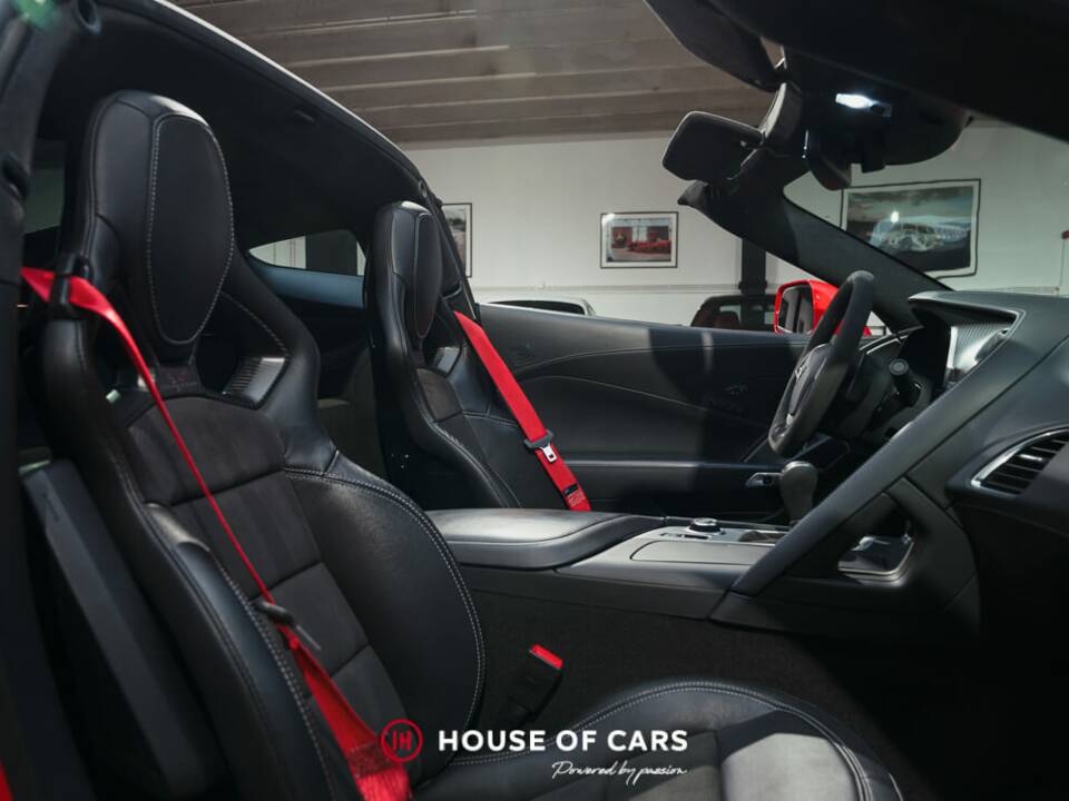 Image 18/23 of Chevrolet Corvette Stingray (2019)