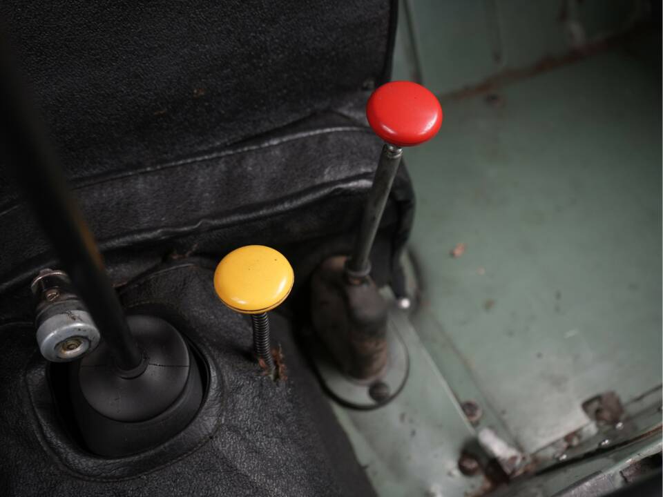 Bild 20/46 von Land Rover 109 (1973)