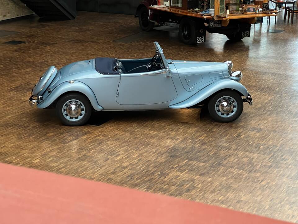 Image 16/39 de Citroën Traction Avant 11 BL Légère (1939)