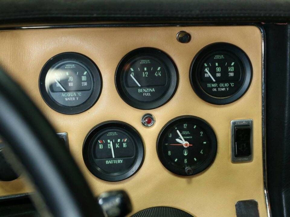 Image 18/50 of Maserati Bora 4700 (1973)