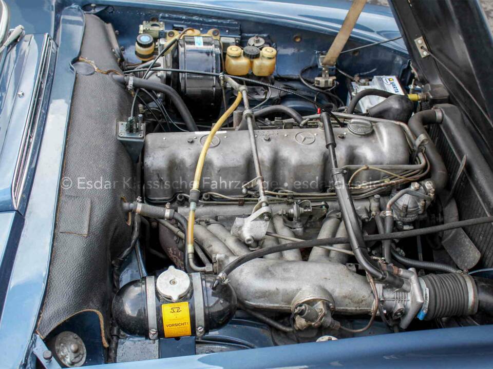 Afbeelding 23/41 van Mercedes-Benz 280 SL (1969)