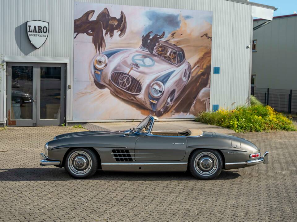 Afbeelding 11/38 van Mercedes-Benz 300 SL Roadster (1961)