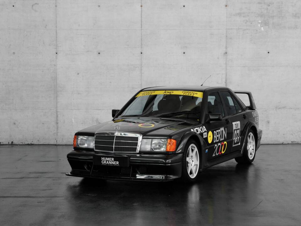 Imagen 4/50 de Mercedes-Benz 190 E 2.5-16 Evolution II (1990)