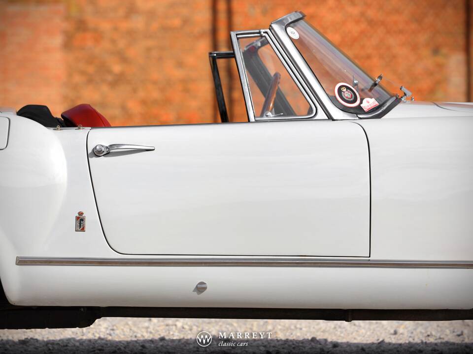 Image 20/70 of Lancia Aurelia B24 Convertible (1957)