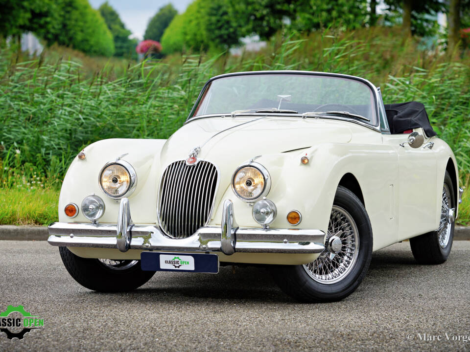 Image 14/51 de Jaguar XK 150 DHC (1959)