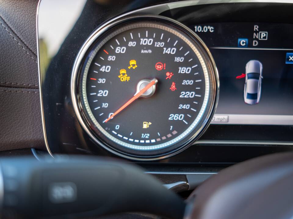 Image 76/85 of Mercedes-Benz CLS 450 4MATIC (2018)