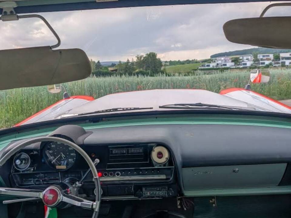 Image 49/51 of Cadillac Ambulance Carrosserie Köng (1964)