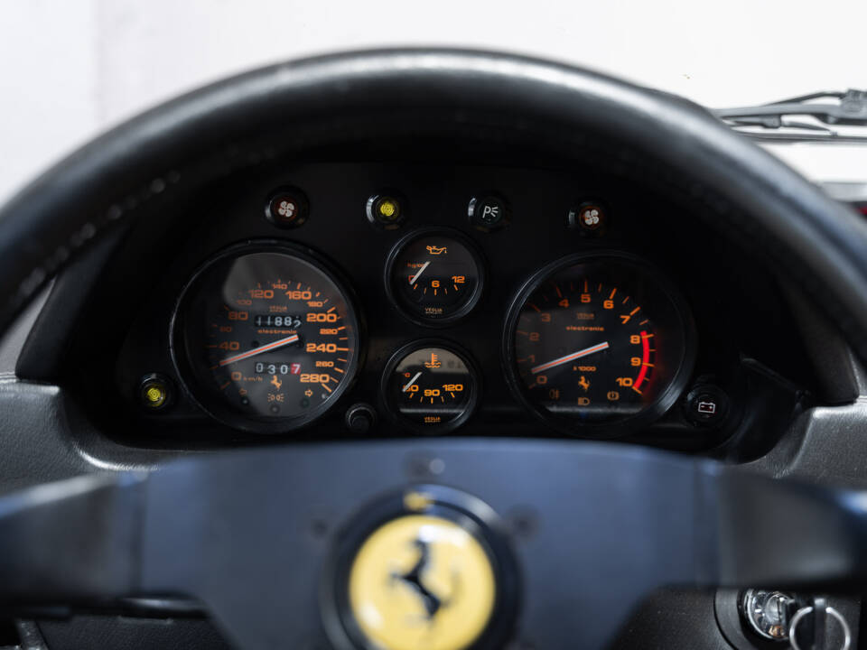 Bild 11/38 von Ferrari 328 GTS (1987)