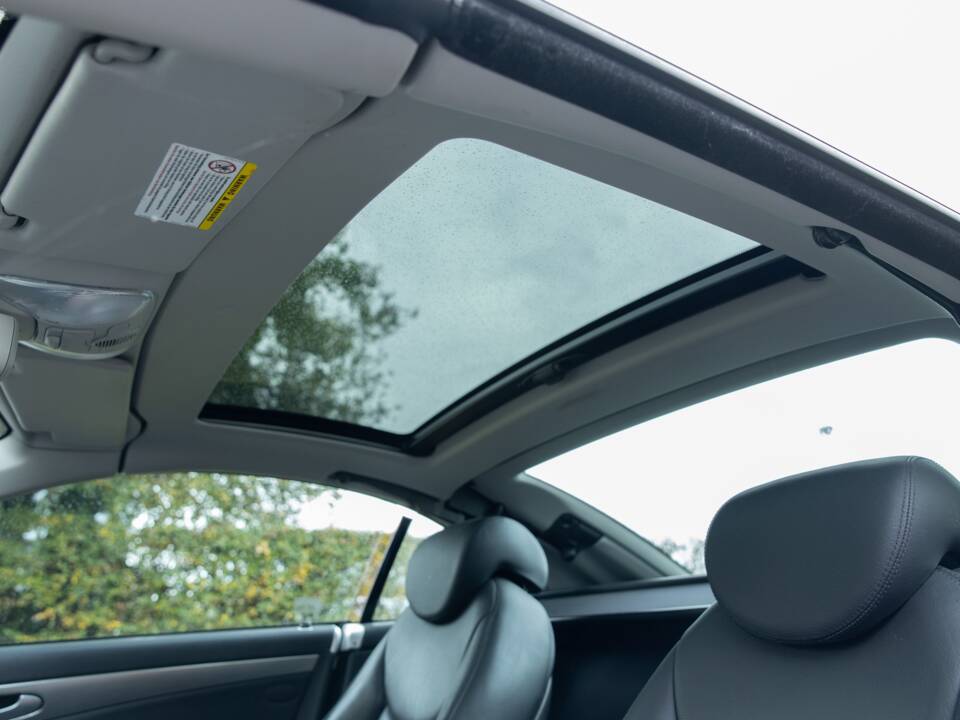 Image 28/41 of Mercedes-Benz SL 350 (2007)