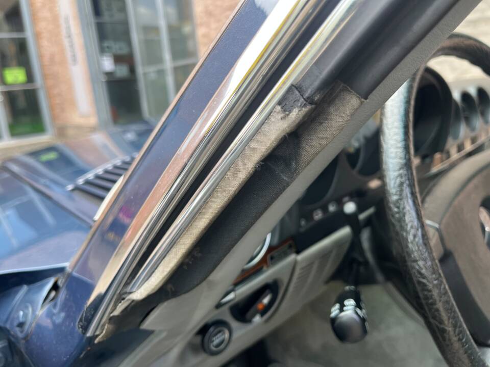 Afbeelding 91/146 van Mercedes-Benz 380 SL (1982)