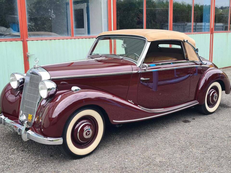 Image 1/11 de Mercedes-Benz 170 S Cabriolet A (1950)