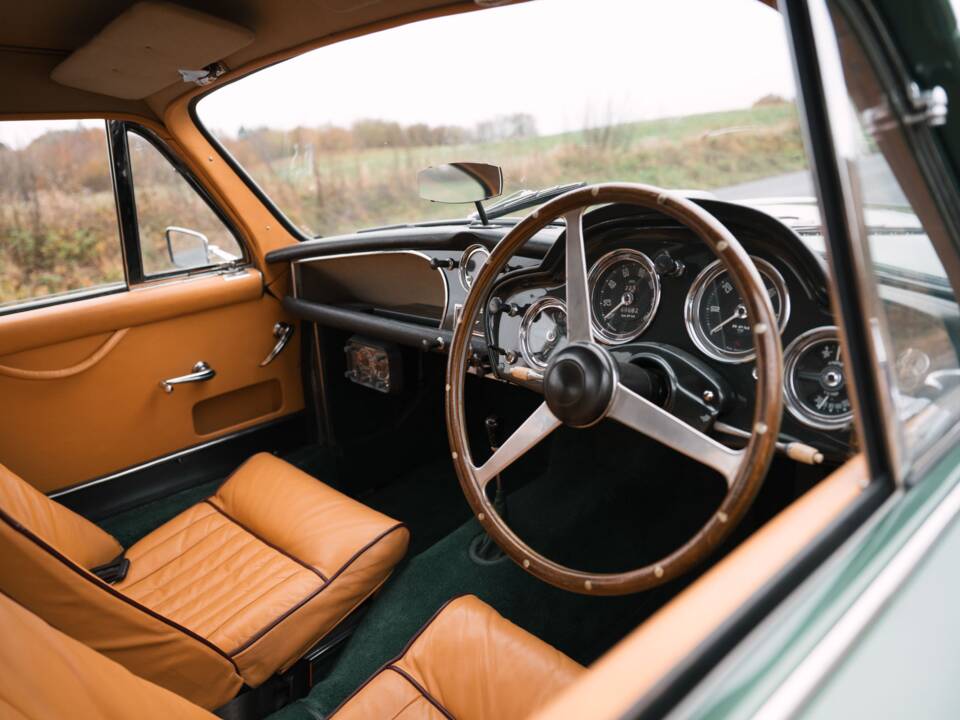 Image 12/31 of Aston Martin DB 2/4 Mk III (1958)