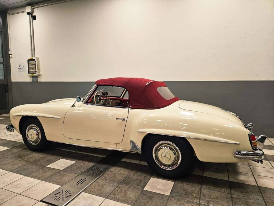 Image 5/14 of Mercedes-Benz 190 SL (1961)