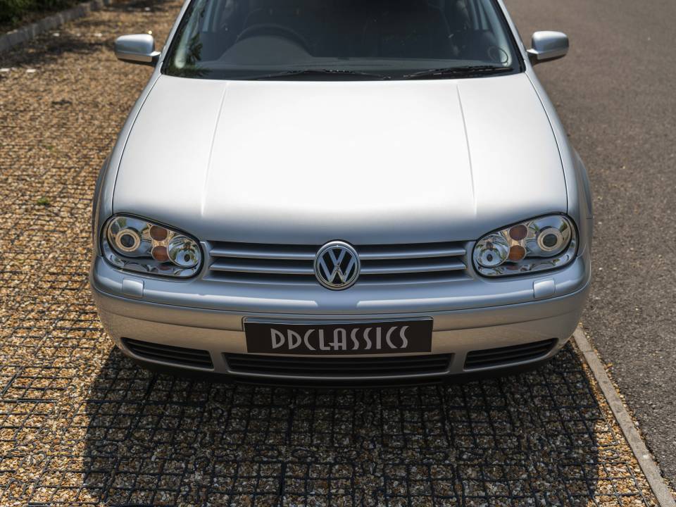 Bild 7/33 von Volkswagen Golf IV 1.8T GTI (2001)