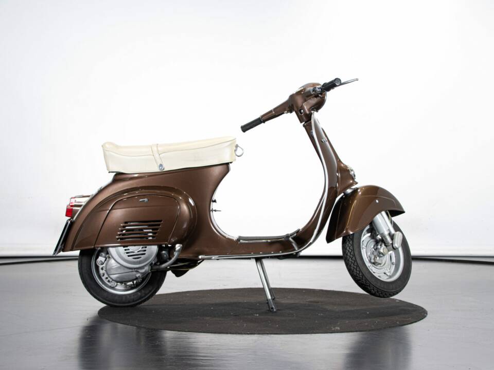 Immagine 5/50 di Piaggio Vespa 125 Primavera (1975)