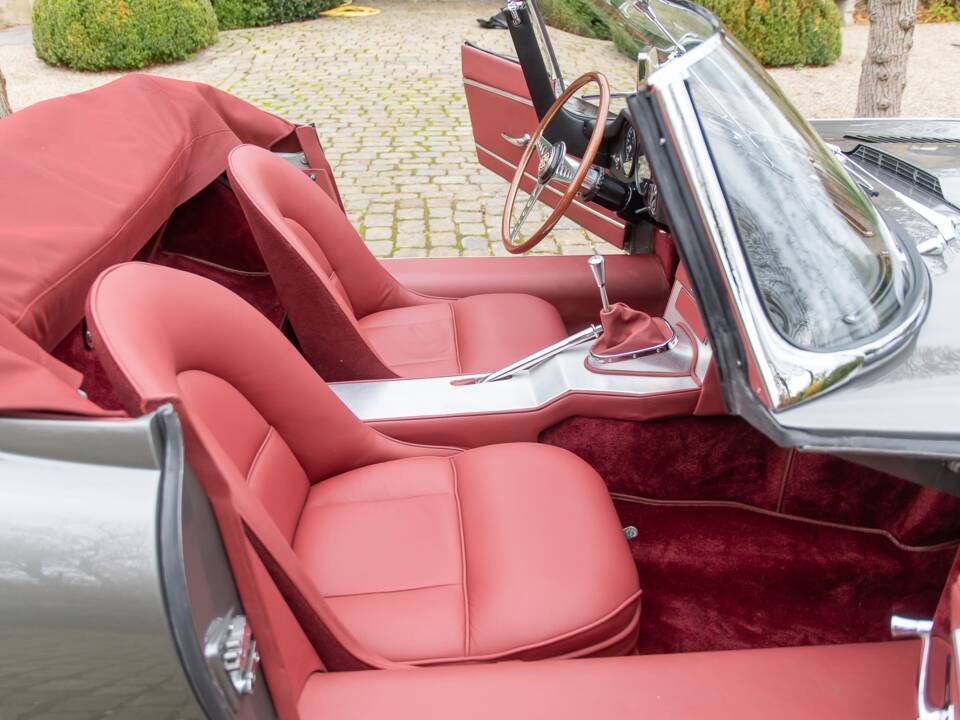 Bild 23/28 von Jaguar E-Type 3.8 (1964)