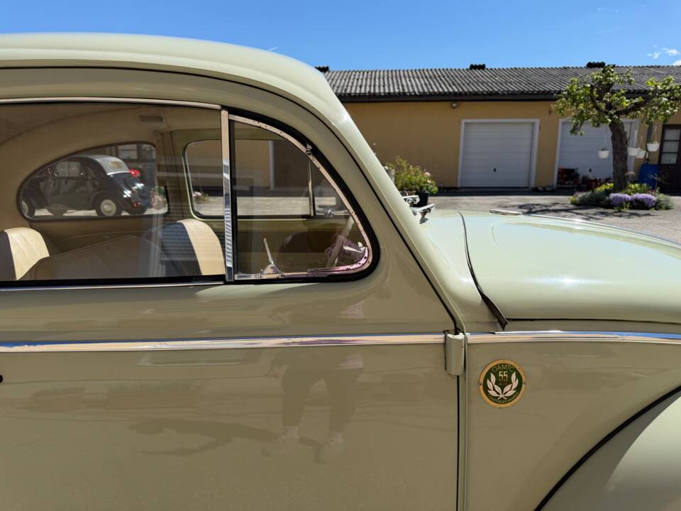 Image 12/25 de Volkswagen Coccinelle 1200 Export "Dickholmer" (1960)