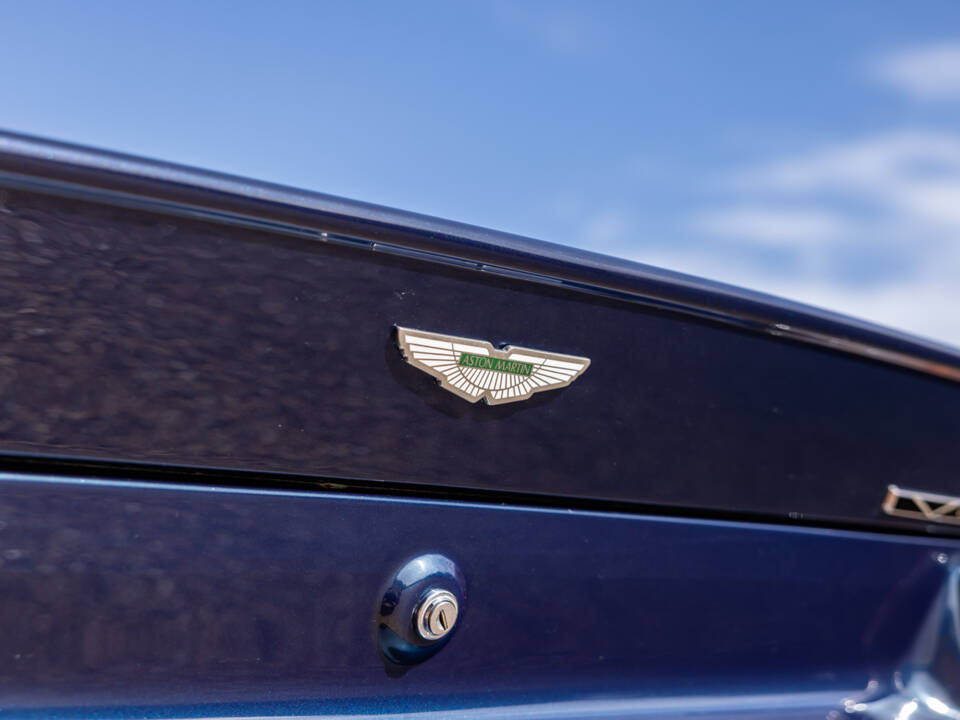 Image 80/92 of Aston Martin V8 EFi Volante (1987)