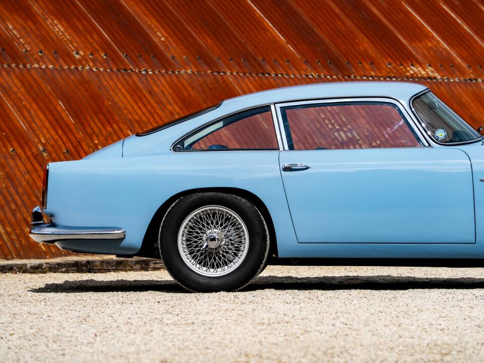Image 39/56 of Aston Martin DB 4 (1960)