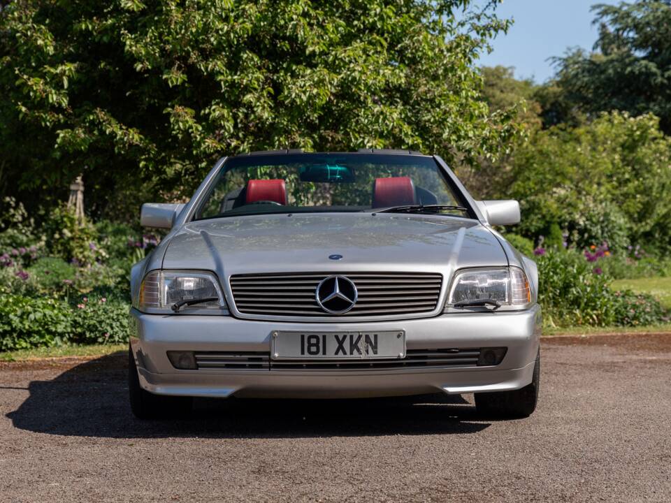 Image 6/50 of Mercedes-Benz SL 320 &quot;Mille Miglia&quot; (1995)