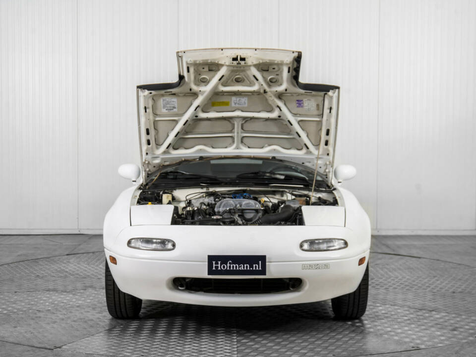 Image 37/50 de Mazda MX-5 1.6 (1990)