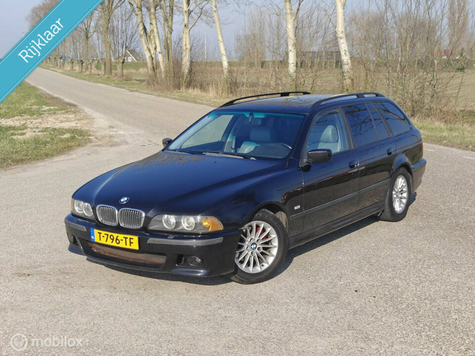 Afbeelding 2/29 van BMW 528i Touring (1999)