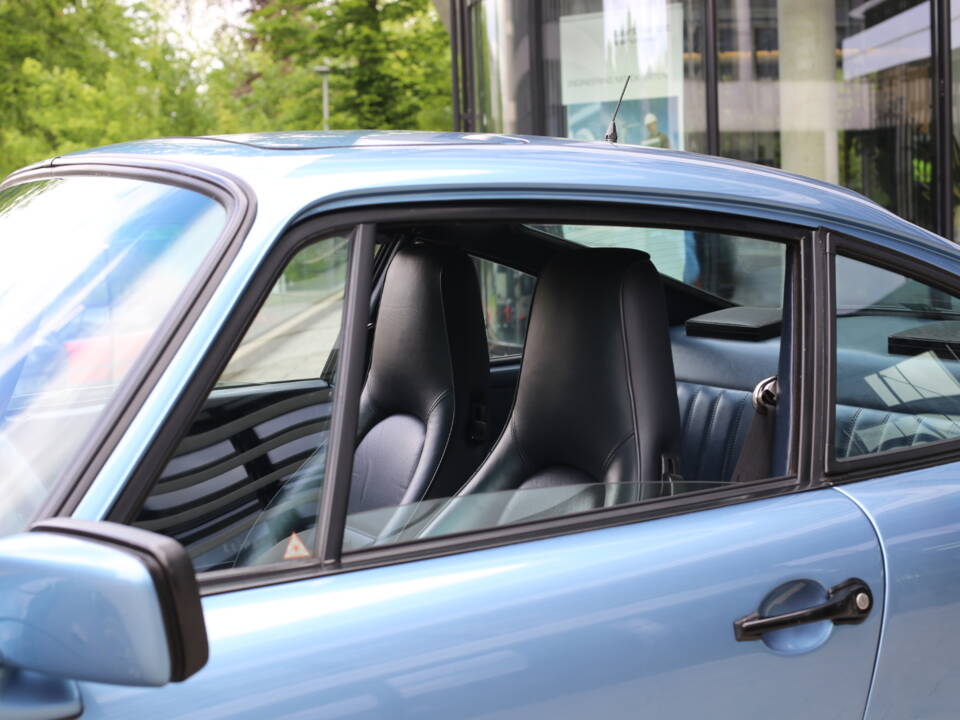 Bild 51/51 von Porsche 911 Carrera 3.2 (1984)