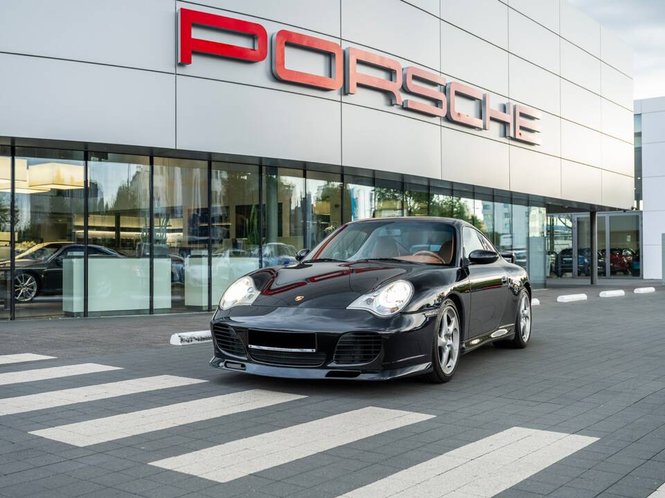 Image 57/63 of Porsche 911 Carrera 4S (2004)